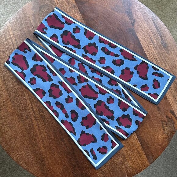 New Silk Skinny Scarf Twilly Leopard Print Blue🧣 - Picture 4 of 4